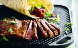 Tortilla Wrap au bifteck grillé, avocat et sauce aux haricots