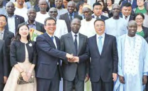 Coopération industrielle : Des privés chinois vont installer une usine de textile à Diamniadio