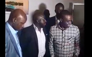 Le Ministre de la communication Aliou Sall à l'instant à Walf en compagnie du maire des parcelles Diamil Sané