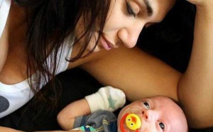 Enceinte d'un inconnu, elle le retrouve d'une étrange manière