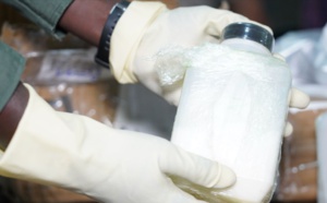 Joli coup de filet à l’AIBD : La Douane intercepte un bocal contenant près de cinq cent grammes d’amphétamine