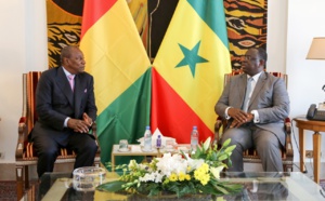 Vidéo - Séance de travail Guinée-Sénégal : Macky et Condé échangent sur les questions de sécurité et d'énergie