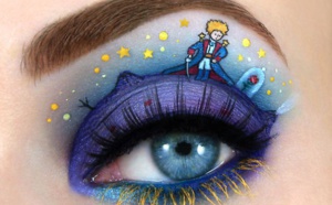 Une artiste fait de vraies petites œuvres d'art en dessinant... sur les yeux ! Juste excellent !