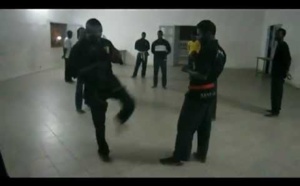 Pour lutter contre le recours illégal aux gardes du corps : 25 jeunes reçoivent une formation dans la banlieue