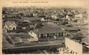 Carte postale : Dakar Plateau, un coin de la ville neuve