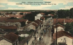 Carte postale : La Rue Vincens à Dakar