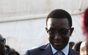 Le ministre de l’Économie et des Finances Amadou Bâ gâte les ASC et Écuries des Parcelles Assainies