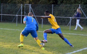 Aladji, le joueur du FC Donzelle finalement expulsé vers le Sénégal