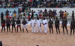 Tournoi de lutte 2015 de la Cedeao : le Commissaire de l'institution, Fatoumata Sow, huée par la foule