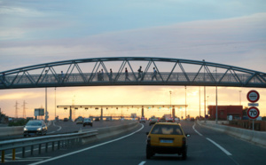 (Urgent) Autoroute à péage : la passerelle s’affaisse ; peur bleue aux environs de Rufisque