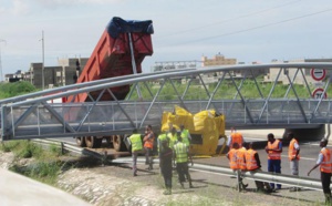 Arrêt sur image : Voici la passerelle qui s’est affaissée, hier, sur l’autoroute à péage