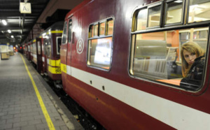 Une navetteuse de la SNCB emprisonnée sur le quai d'une gare fantôme