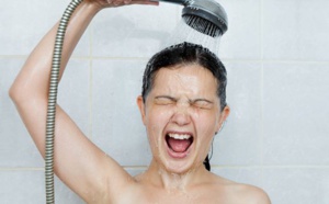 Bienfaits étonnants de la douche froide pour la santé