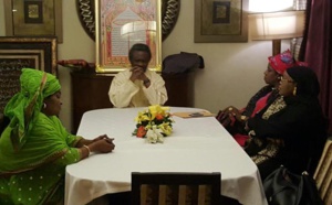 Serigne Modou Kara Mbacké réconcilie la chanteuse Mada Bâ avec sa sœur Awa Bâ (images)