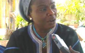 Fatou Sow Sarr : « Les hommes politiques ont besoin de prise en charge mentale »