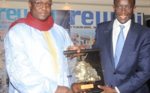 Amadou Ba félicite son frère Mouhamadou Makhtar Cissé à l'assemblée...
