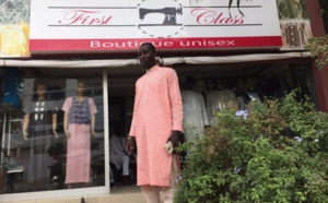 Pape Alé Niang s'habille chez Bara First class.