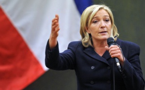 Marine Le Pen supprime tout : "Ce n'est pas du tout le rôle de la région que de payer des moustiquaires au détenus du Sénégal..."