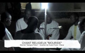 Vidéo: un autre chanteur religieux attaqué en plein Dahira. A mourir de rire