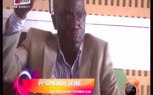 La loi de la gravité expliquée par le professeur Cheikh Sène sur le plateau de "Yeewuleen"