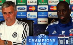 Chelsea : Demba Bâ tacle Mourinho après son licenciement
