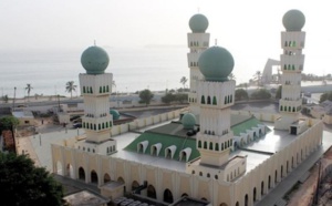 L'Imam Thierno Seydou Nourou Mountaga Tall: "L'internet est le nouveau marabout qui recrute des jeunes pour des actes terroristes"