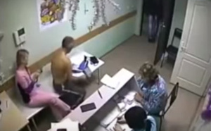 Un patient tué par un médecin en colère
