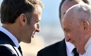 Après la mort du pape François, l’hommage de Macron et de la classe politique à un « humaniste »