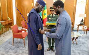 Palais de la République : Le Président Faye a présidé une cérémonie de remise de décorations, cet après-midi