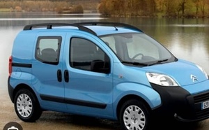 Avis de recherche : Un véhicule de marque VP CITROEN NEMO de couleur bleue, immatriculé AA-456-EM, volé ce vendredi, dans un parking des HLM4