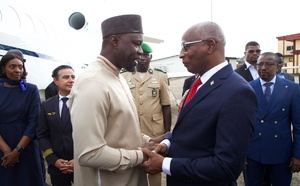 Photos : Arrivée du Premier Ministre Ousmane SONKO en République de Guinée, ce dimanche
