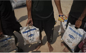 «Je ne vois rien de l’aide qui arrive»: A Gaza, l'aide humanitaire revendue à prix d'or