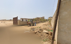 🛑 Construction illégale d’une route au Virage : Mame Ousmane Ndoye accusé de s’approprier 450 m² sans titre — Gris-gris, impunité et silence administratif