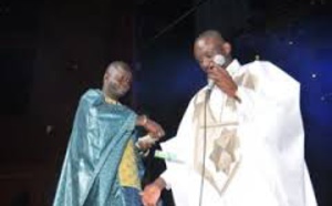 Bara Sow remonte les bretelles à Fatou Laobé