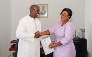 FONAMIF : passation de service entre Nicole Mansis et Amadou Tidiane Diallo
