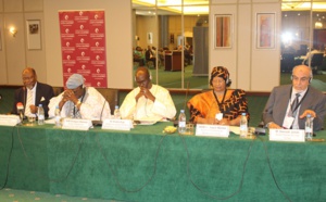 Table ronde sur la nouvelle génération de démocratie en Afrique : D'anciens Présidents africains montrent la route à la prochaine génération