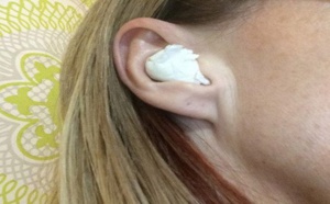Voici ce qui arrive quand vous mettez de l’ail dans votre oreille