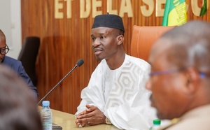 Réorganisation de l’espace public : Le Ministre de l’Intérieur réunit les autorités administratives de Dakar