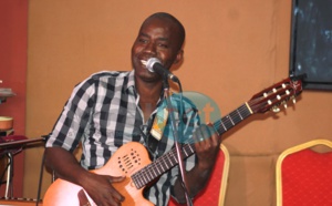 Présentation de son nouveau single : Woz Kaly magnifie l'école sénégalaise