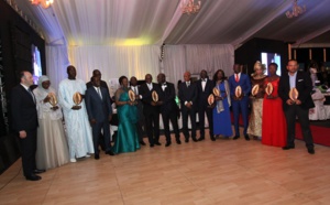 Cauris d’Or Cauris du meilleur manager Homme attribué à Mouhamadou Matar Cissé DG SENELEC  – Prix remis par M Abdoulaye Diop ministre des affaires étrangères du Mali