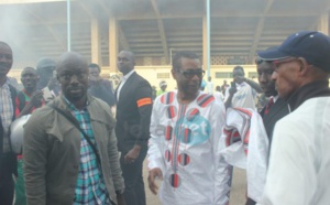 Le nouvel album de Youssou Ndour déjà piraté : Serigne Modou Sakho pris en flagrant délit chez lui