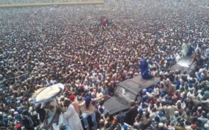 Photos - Nigéria : Plus de 5 millions de talibés de Baye Niass prennent d’assaut un stade