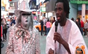 Vidéo - Il refuse de répondre à Dame Sène, regardez ce que le chanteur lui dit…