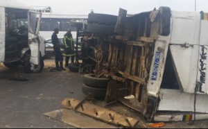 Les images de l’accident tragique qui a fait 2 morts et 30 blessés