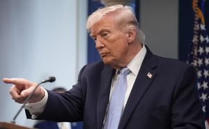 Tensions USA-Iran : Donald Trump menace de frappes massives en cas d'échec diplomatique