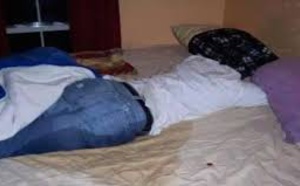 Emouvant : Cette dame veut se marier mais elle fait pipi au lit