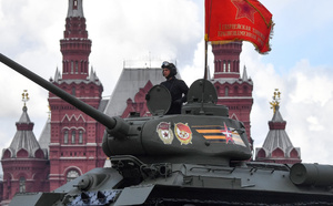 Russie : Moscou renonce à exhiber chars et missiles pour le défilé du 9-Mai