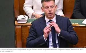 Hongrie: le nouveau Premier ministre Peter Magyar arrive au pouvoir en suscitant beaucoup d'attentes