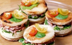 Les mini-hamburgers au Reblochon vont vous donner sérieusement faim !