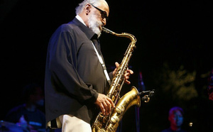 Le jazz perd une légende : Sonny Rollins s’éteint à 95 ans